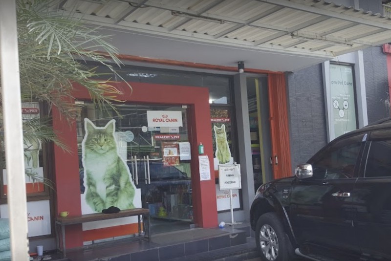 Royal Pet Shop: Tempat Favorit Hewan Peliharaan di Cilacap